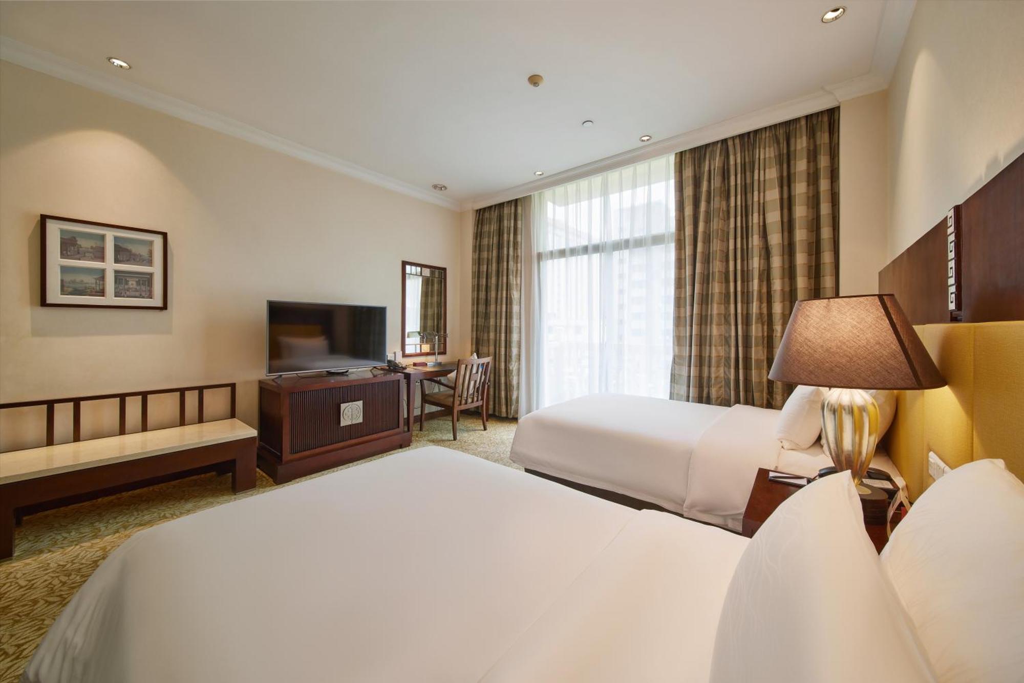 Dong Fang Hotel